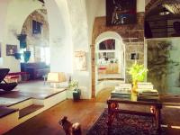 ilanadarart@gmail.com