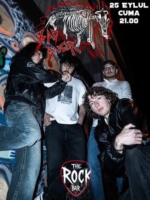 Eskişehir grunge/rock band @badbadgerband on stage at Antalya The Rock Bar.