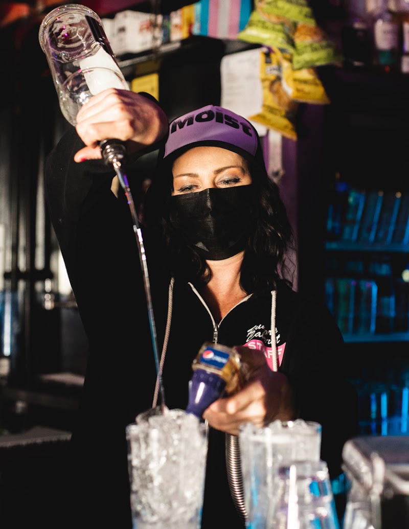 Celebrities Nightclub Bars & Clubs in Vancouver – GayOut Guide