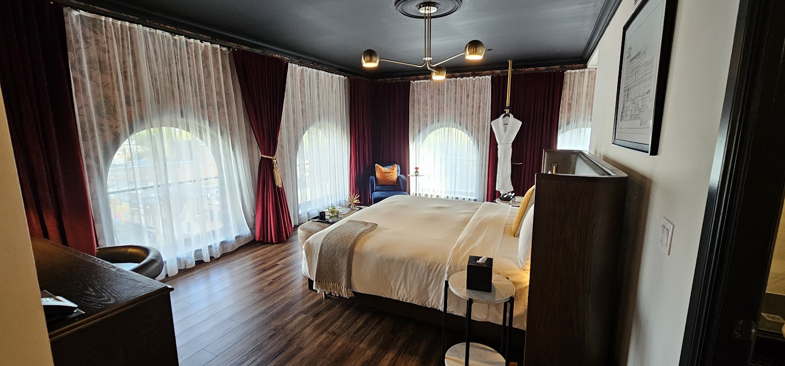 מלון The Broadview Hotels in Toronto – GayOut Guide
