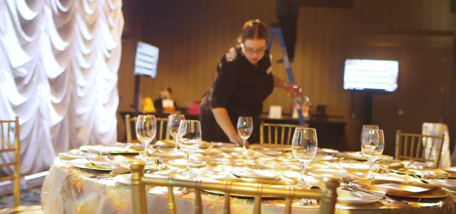 Hotel Arts Hotels in Calgary – GayOut Guide
