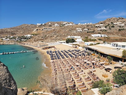 Пляж Super Paradise Beaches in Mykonos – GayOut Guide