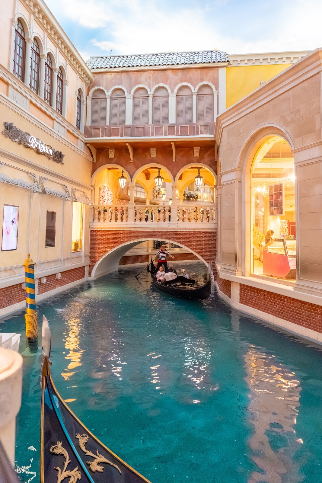 The Venetian Las Vegas Hotels in Las Vegas – GayOut Guide