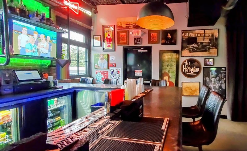 Praia da Oura Bars & Clubs in Albufeira – GayOut Guide