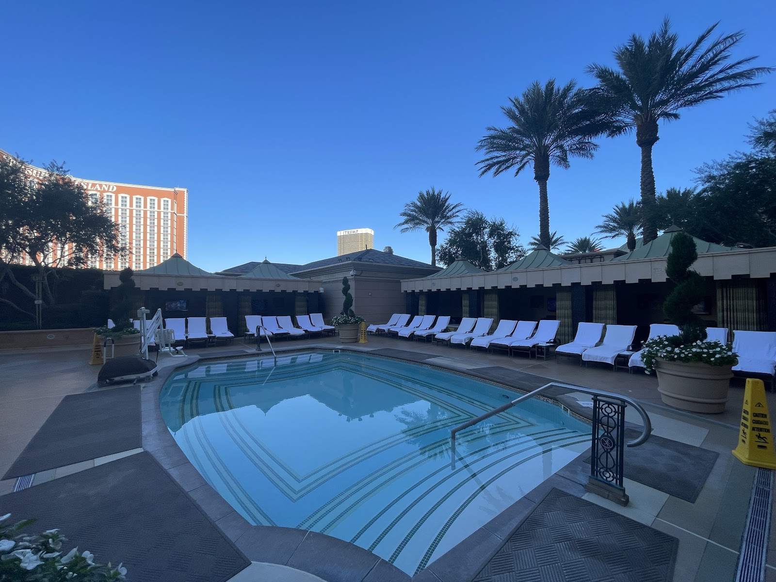 The Palazzo Hotels in Las Vegas – GayOut Guide