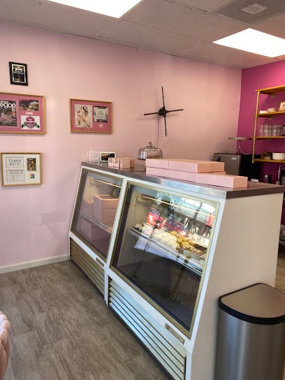 Beefcakes Restaurants in Cape Town – GayOut Guide