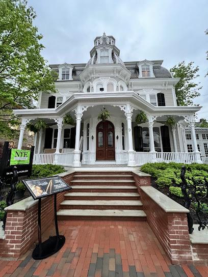 The Mansion Inn Hotels in New Hope – GayOut Guide