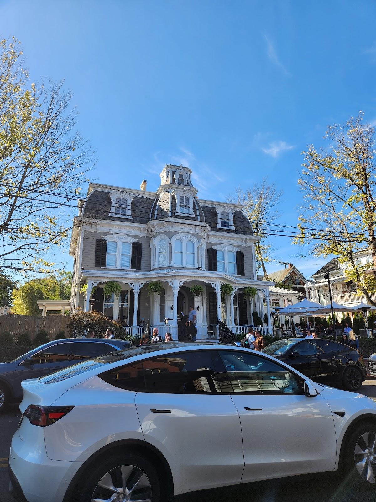 The Mansion Inn Hotels in New Hope – GayOut Guide