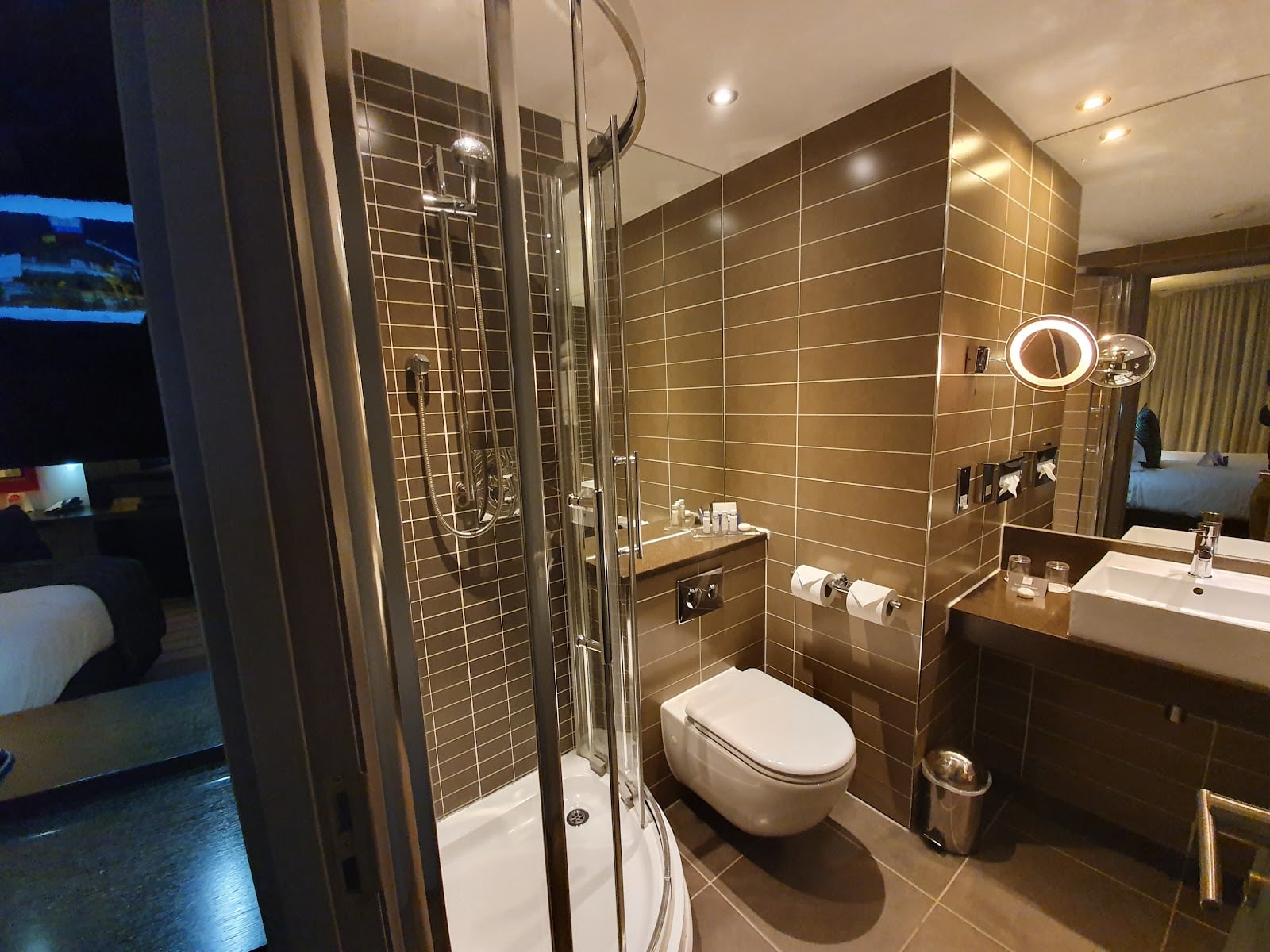 Crowne Plaza Manchester City Centre Hotels in Manchester – GayOut Guide