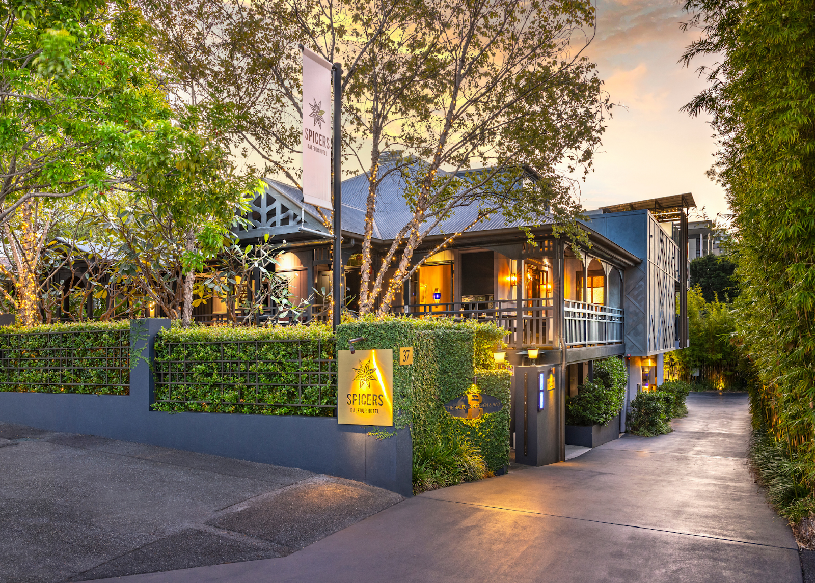 Spicers Balfour Hotel Hotels in Brisbane – GayOut Guide
