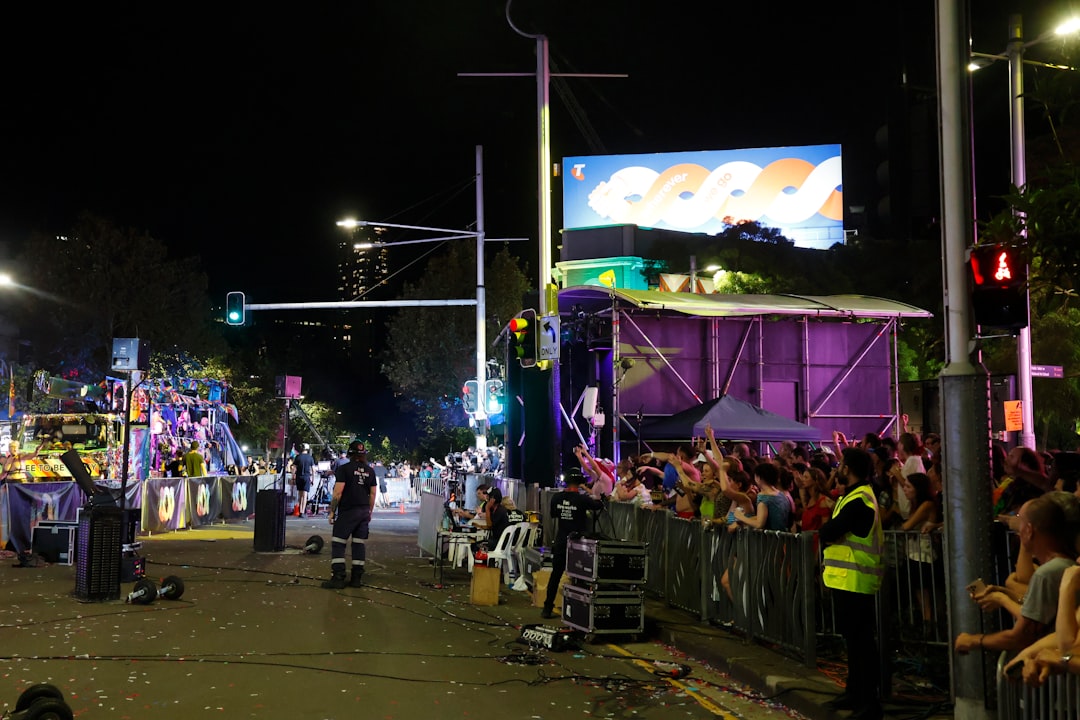 Raqpart Bars & Clubs – GayOut Guide