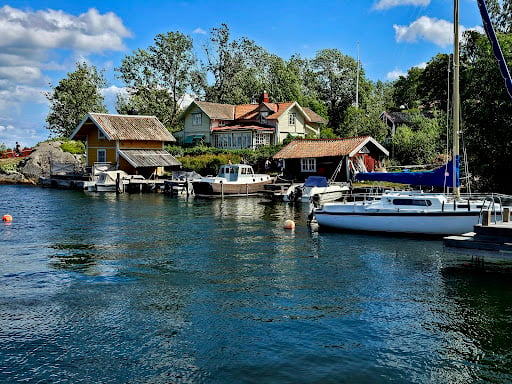 Mälarpaviljongen Bars & Clubs in Stockholm – GayOut Guide