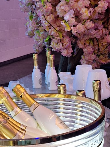 Rudas Studio Bars & Clubs in Düsseldorf – GayOut Guide
