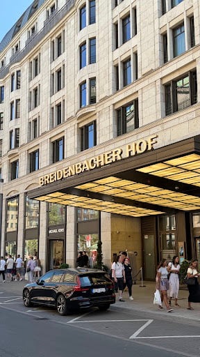 Breidenbacher Hof Hotels in Düsseldorf – GayOut Guide