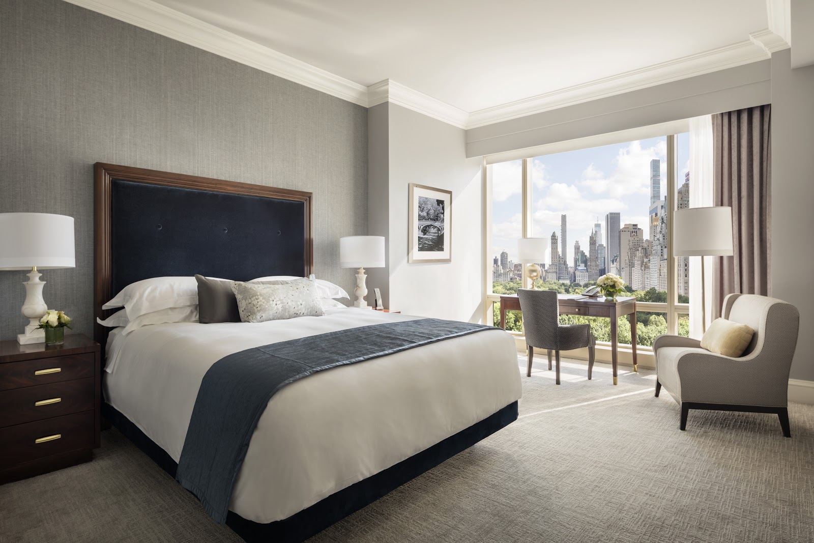 Trump International Hotel & Tower Hotels in New York – GayOut Guide