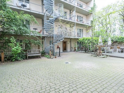 Schoenhouse Apartments Hotels in Berlin – GayOut Guide