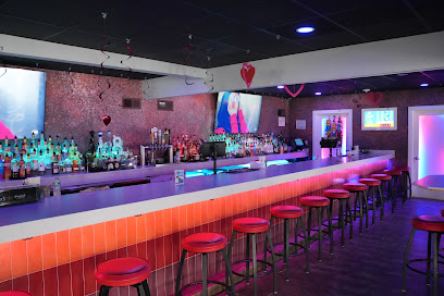 Bachelor Forum Bars & Clubs in Rochester – GayOut Guide