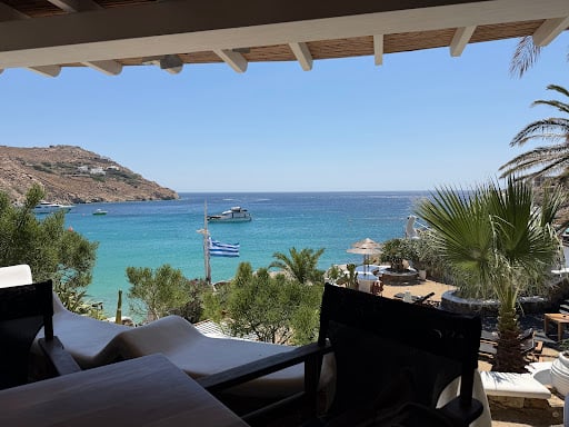 Jackie O' Beach Club Bars & Clubs in Mykonos – GayOut Guide