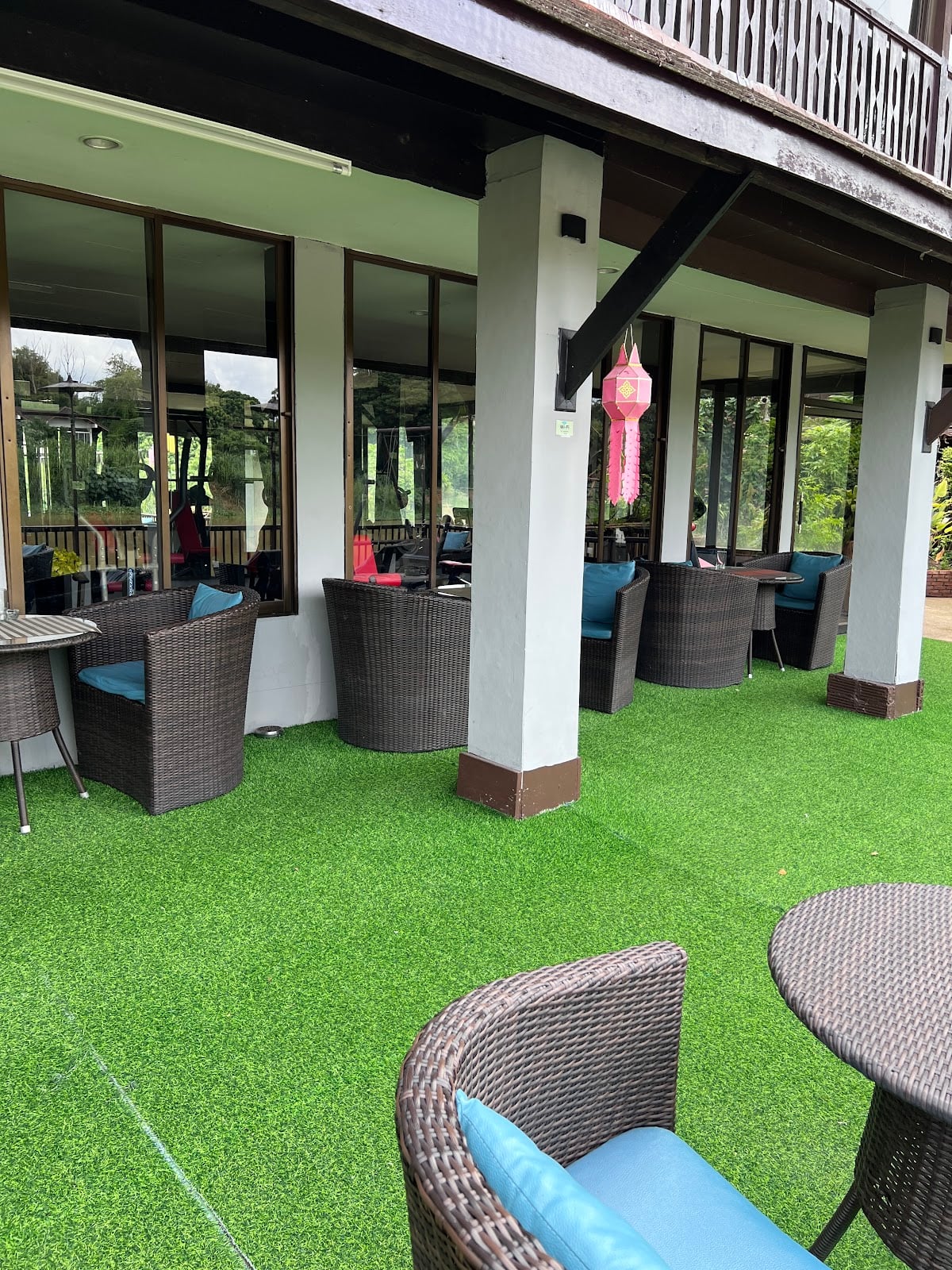 Club One Seven Gay Men Hotel Chiang Mai