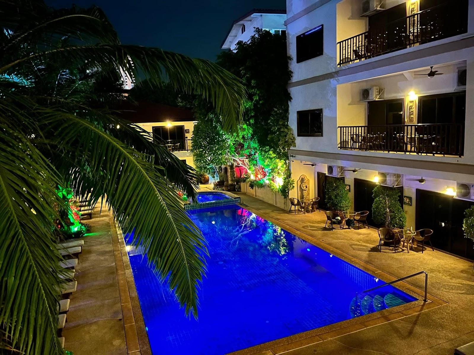 Baan Souy Resort Hotels in Pattaya – GayOut Guide