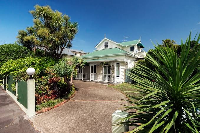 Arthotel The Great Ponsonby Hotels in Auckland – GayOut Guide