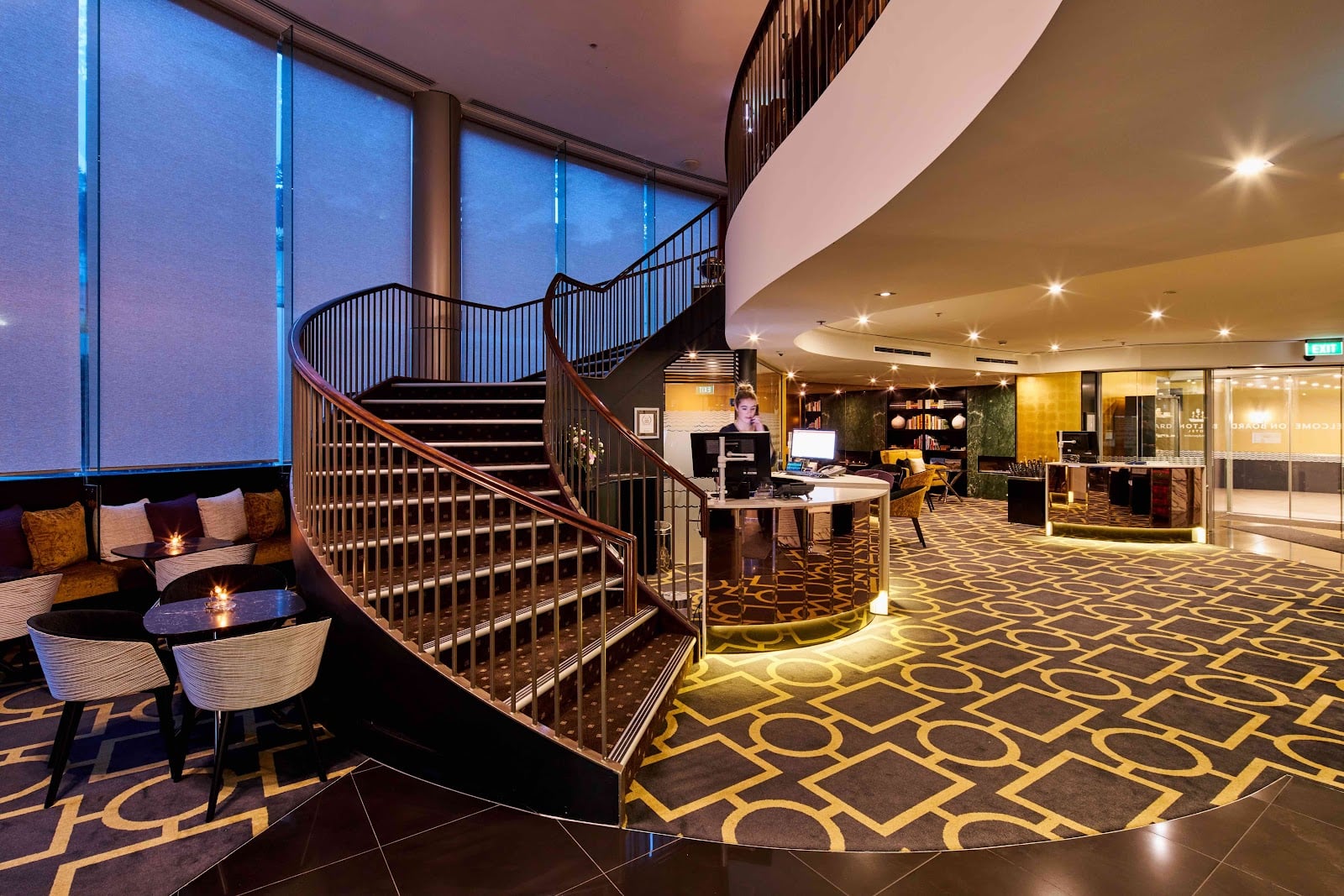 Bolton Hotel Hotels in Wellington – GayOut Guide