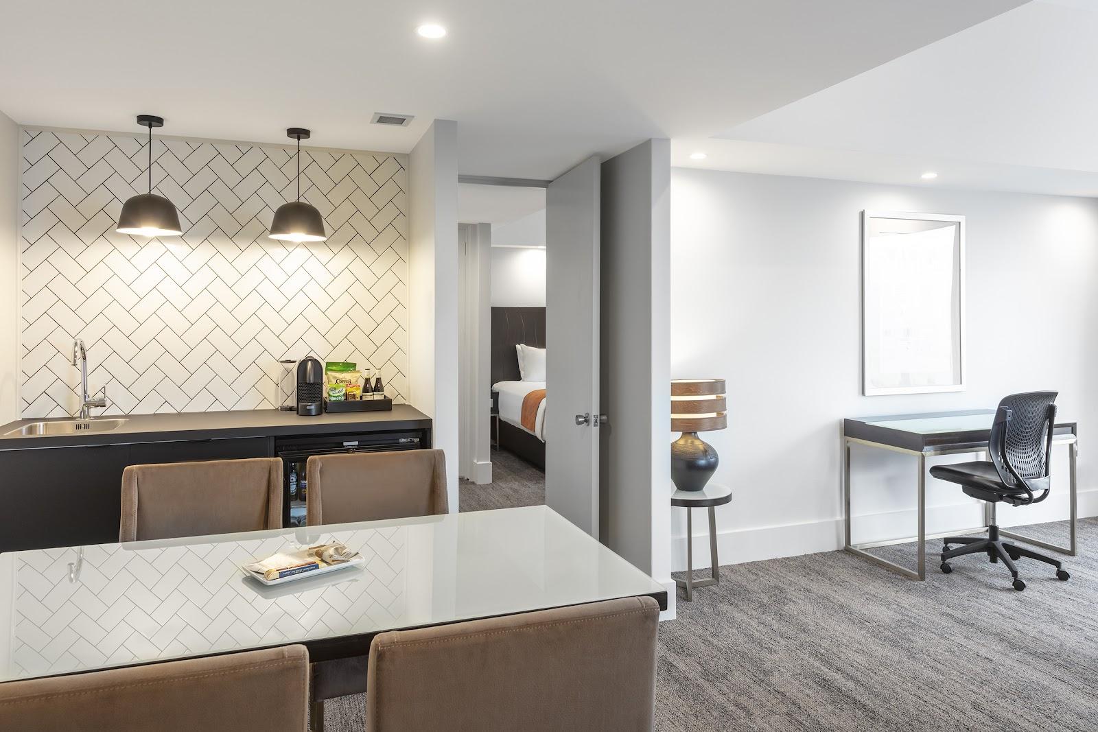 James Cook Hotel Grand Chancellor Hotels in Wellington – GayOut Guide