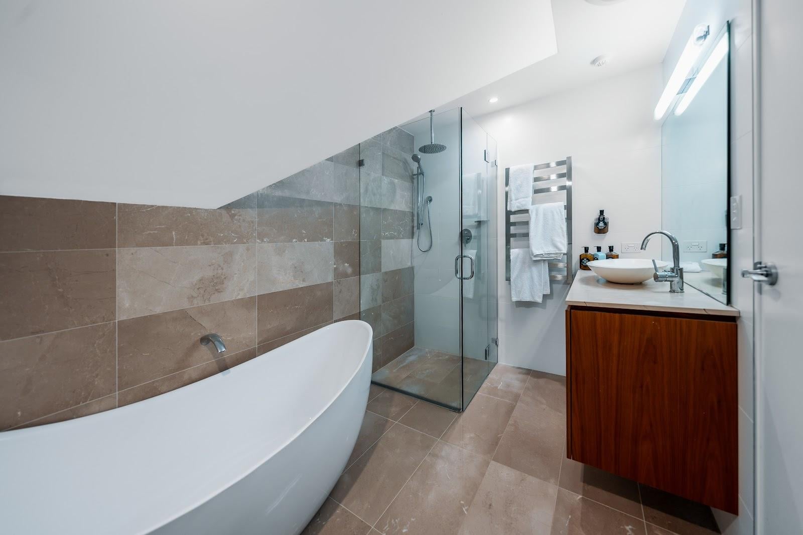 Cremorne Point Manor Hotels in Cremorne Point – GayOut Guide