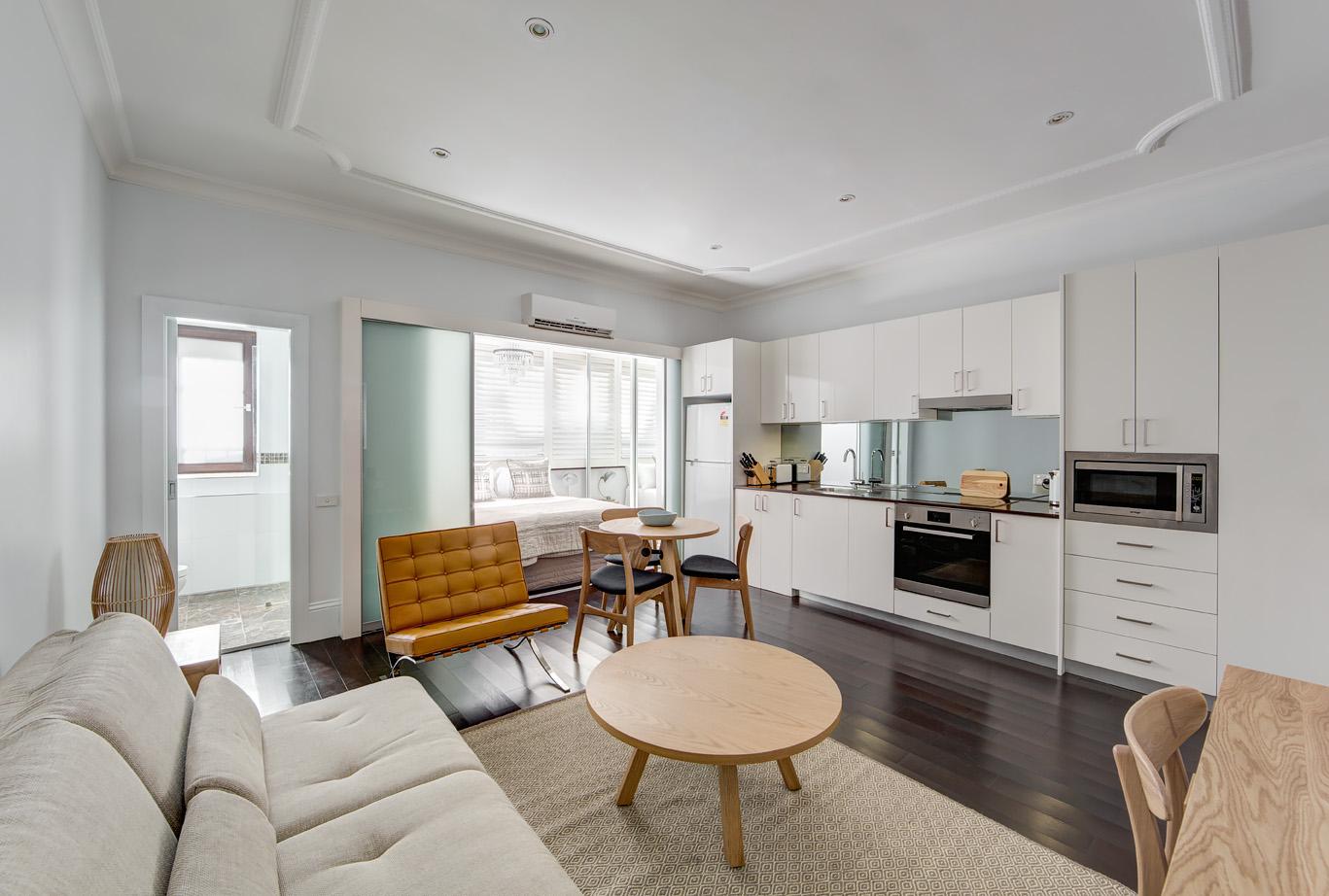 Regents Court Sydney Hotels in Potts Point – GayOut Guide