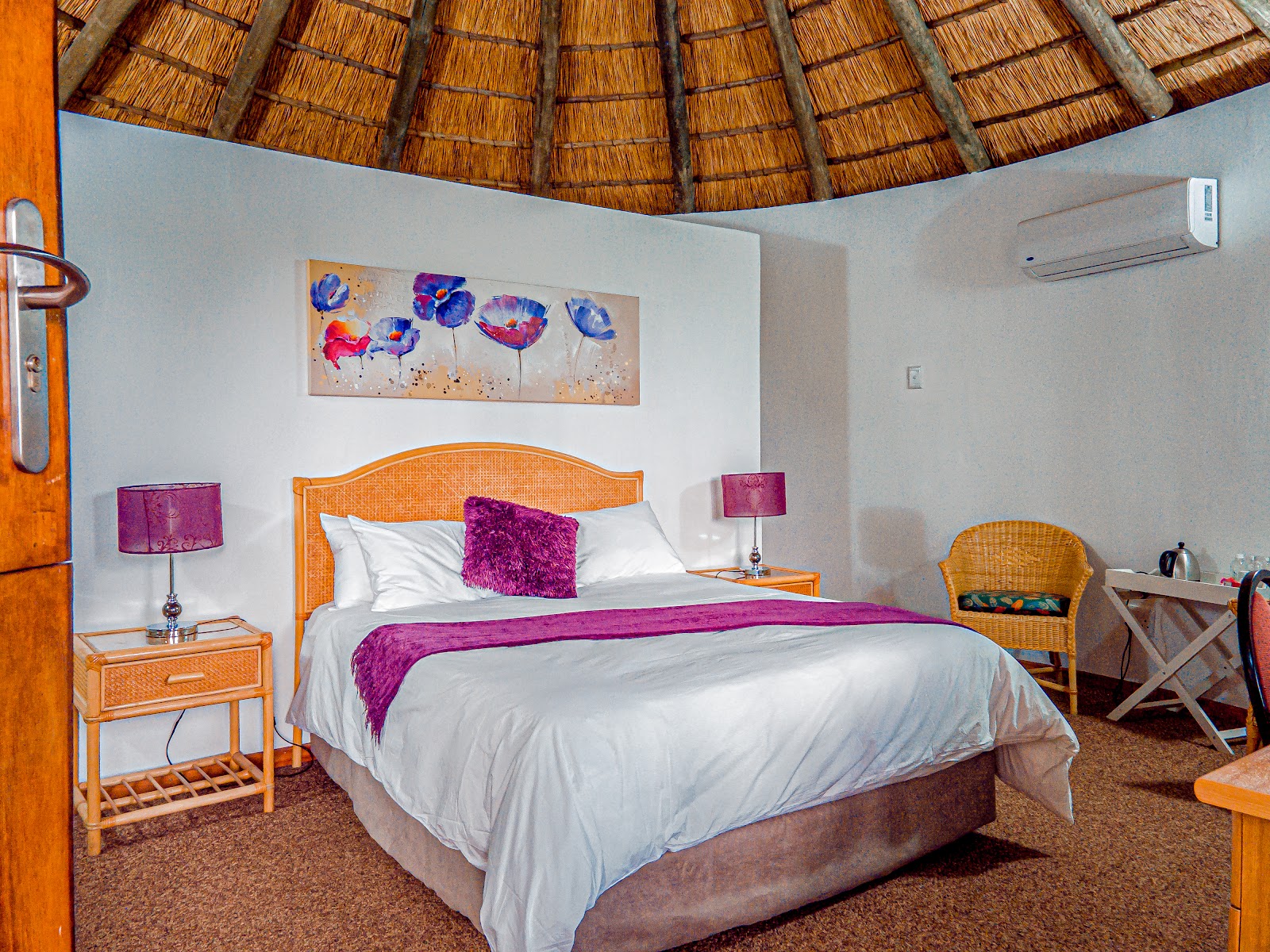 Lancer's Inn Hotels in Maseru – GayOut Guide