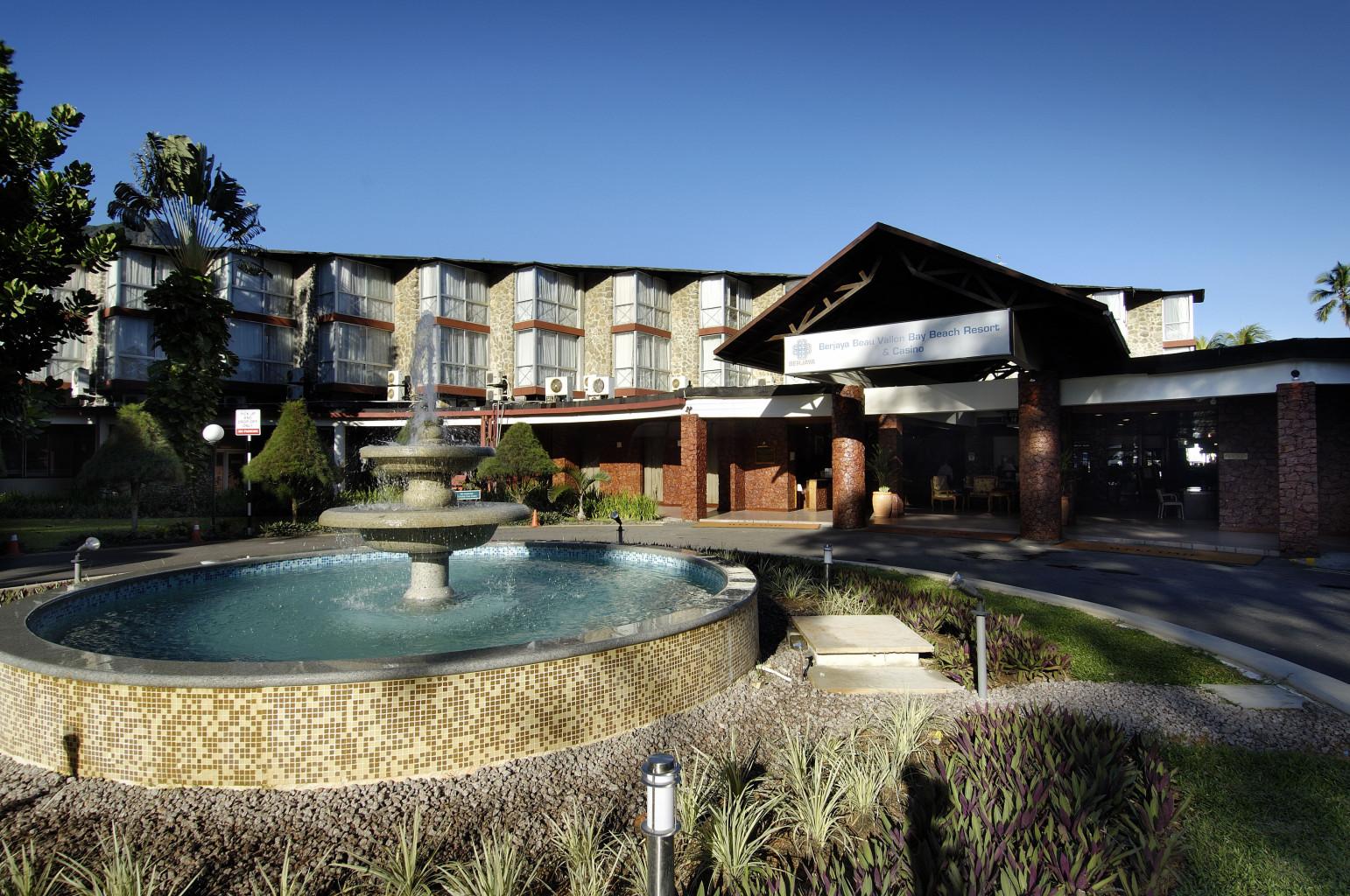 Resort Berjaya Beau Vallon Bay Hotels in Victoria – GayOut Guide