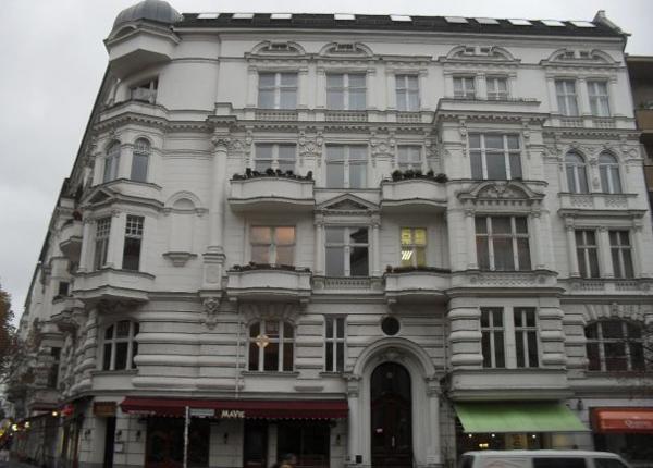 Gay Youth Hostel Hotels in Berlin – GayOut Guide