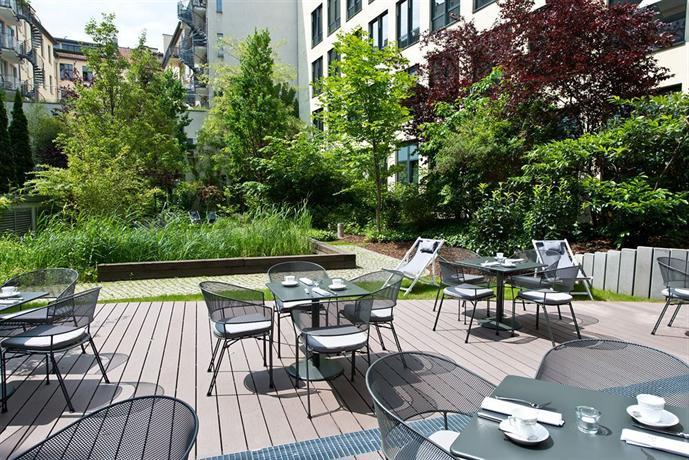 Gay B&B Tour Saint-Jacques Hotels in Paris – GayOut Guide