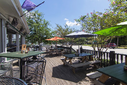 Shelter Bar