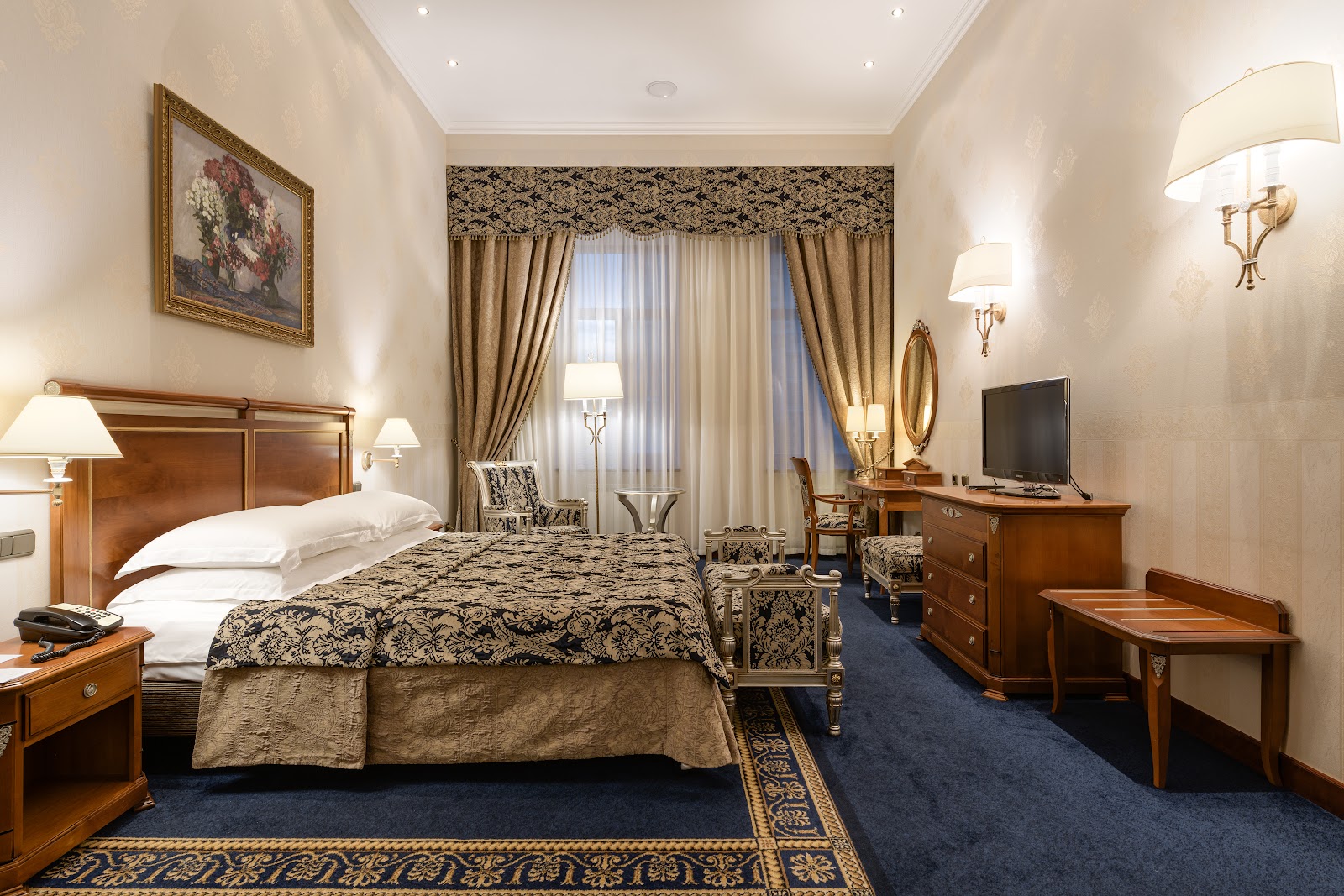 Hôtel Premier Palace Hotels in Kyiv – GayOut Guide