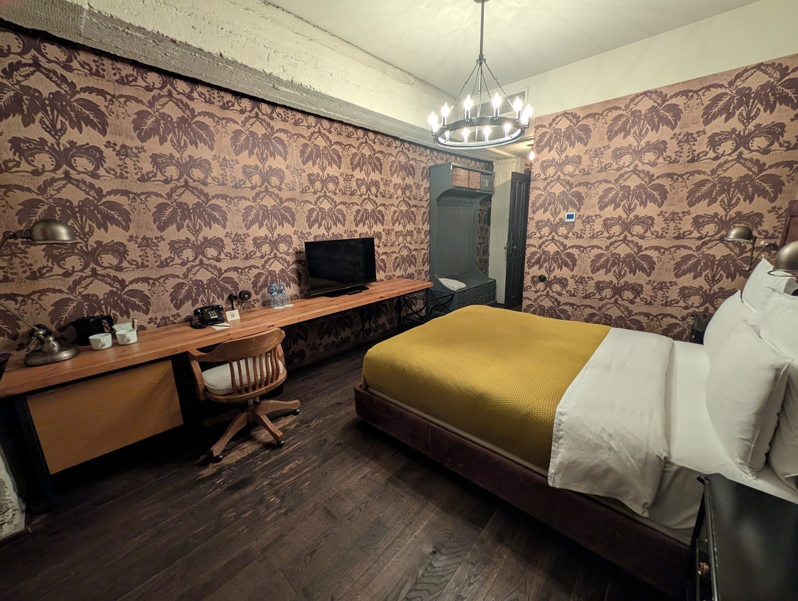 Rooms Hotel Tbilisi Hotels in Tbilisi – GayOut Guide