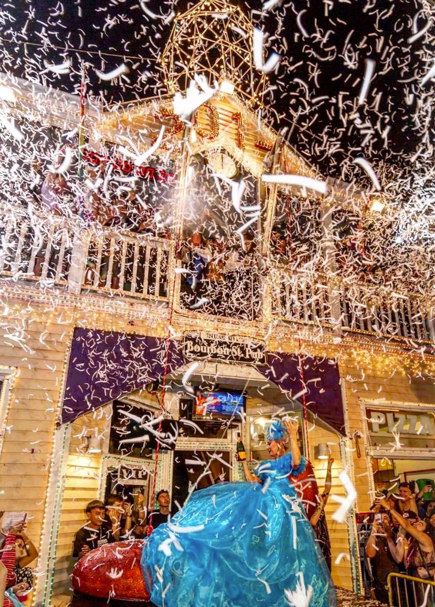 New Orleans House - All Gay Male Guesthouse Hotels in Key West – GayOut Guide