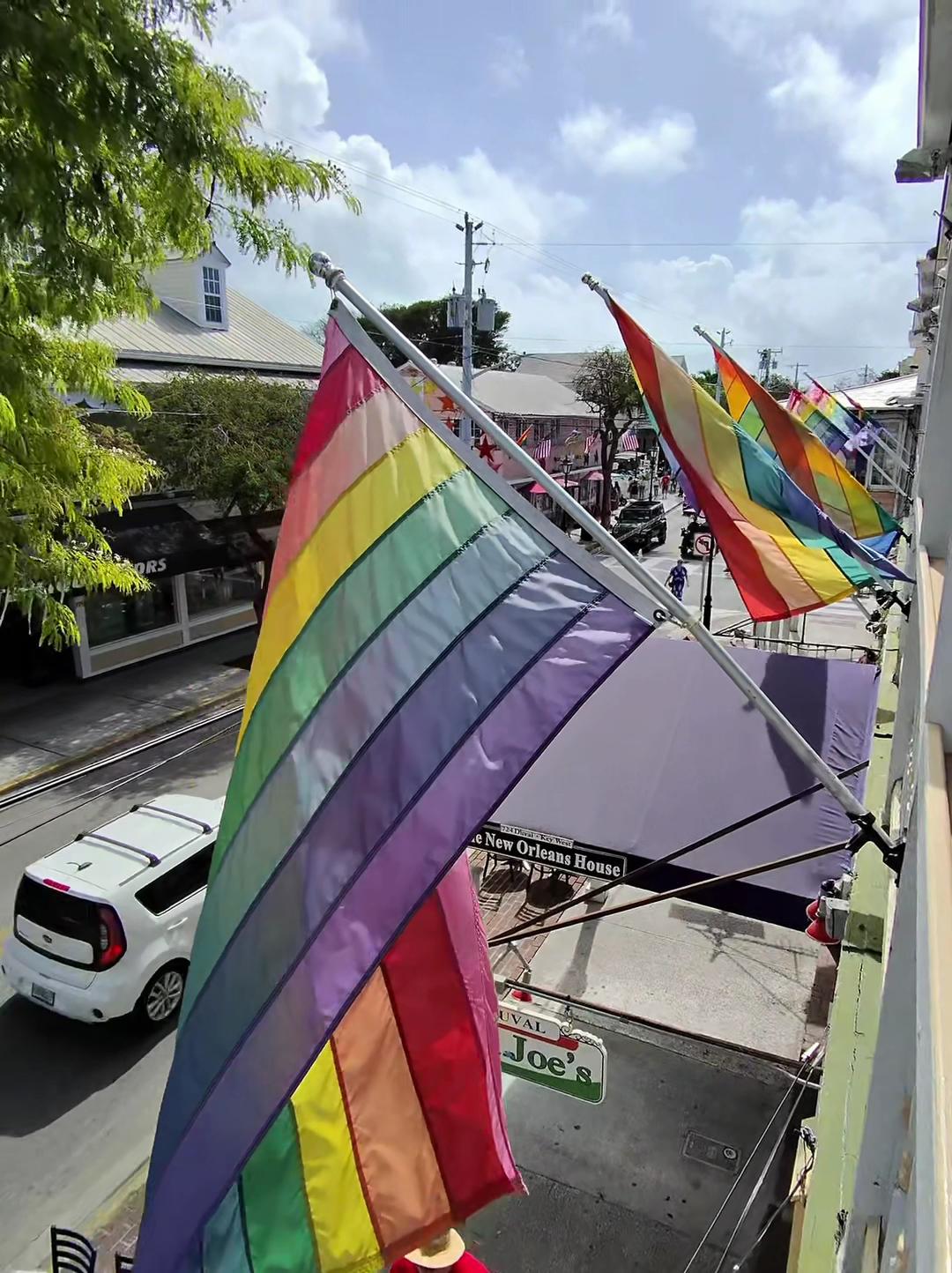 New Orleans House - All Gay Male Guesthouse Hotels in Key West – GayOut Guide