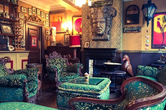 The Woods Resort - A Gay Friendly Resort Hotels in Guerneville – GayOut Guide
