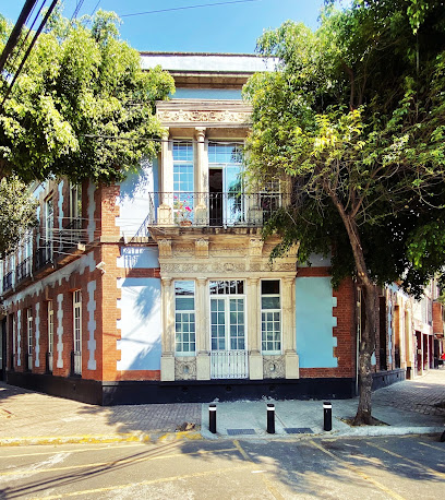 El Patio 77 B&B Hotels in Ciudad de México – GayOut Guide