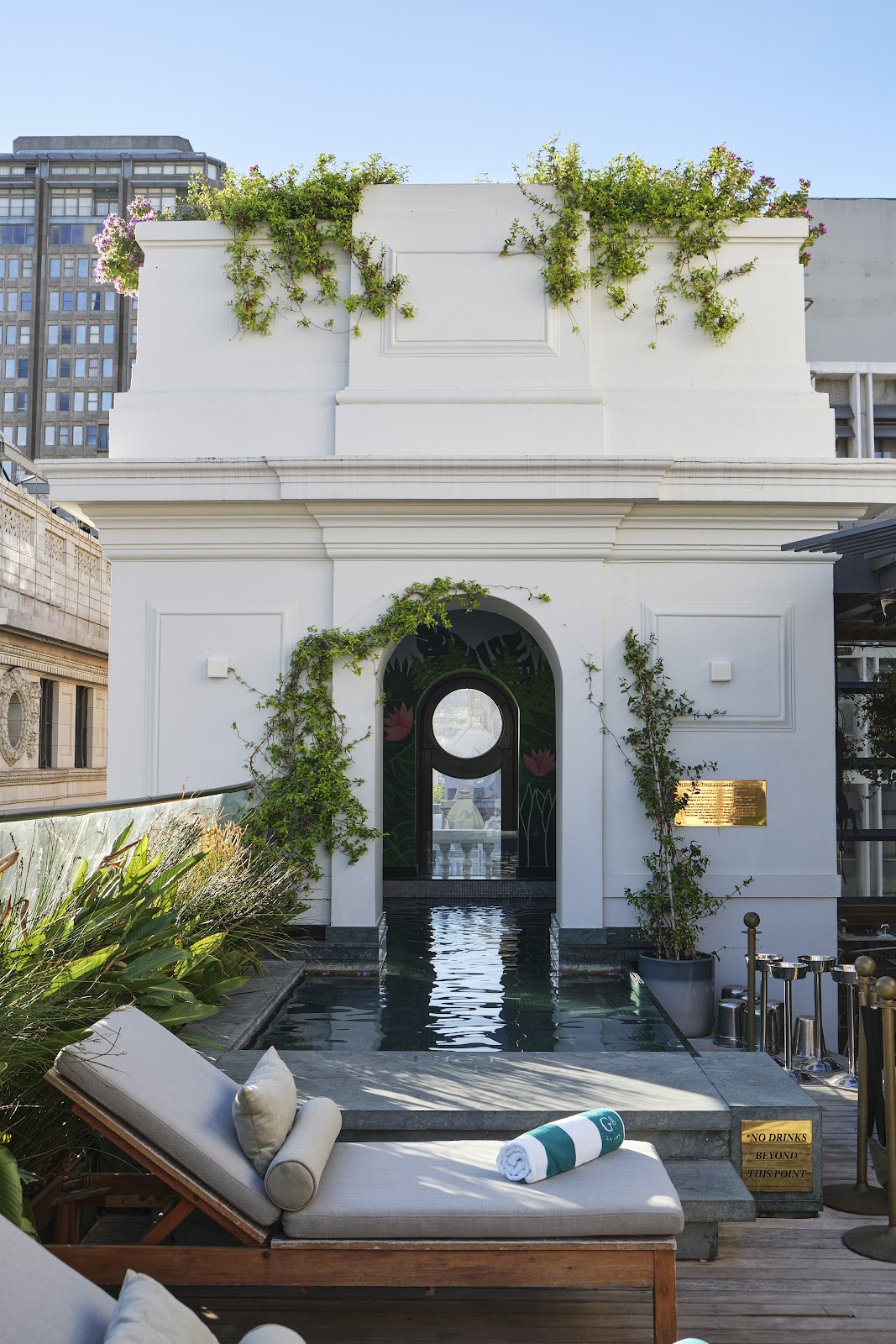 St George's Mall, Cape Town City Bowl Hotels in Cape Town – GayOut Guide