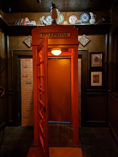 Telephone Pub Bars & Clubs in Bangkok – GayOut Guide