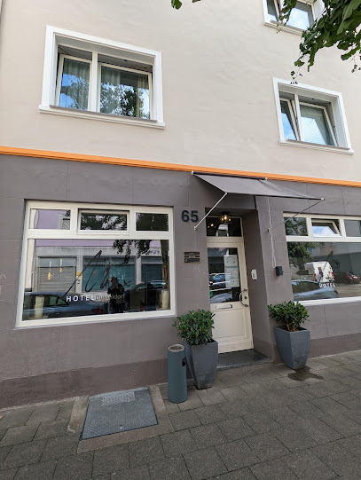 Max Hotel Garni Hotels in Düsseldorf – GayOut Guide