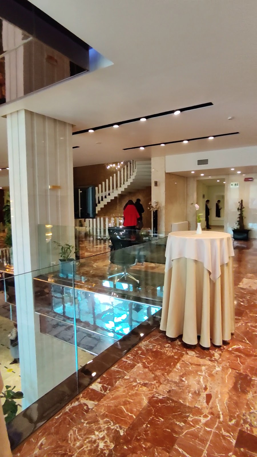 מלון Tirana International Hotels in Tirana – GayOut Guide