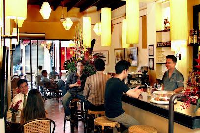 Dick’s Café Bangkok Bars & Clubs in Bangkok – GayOut Guide