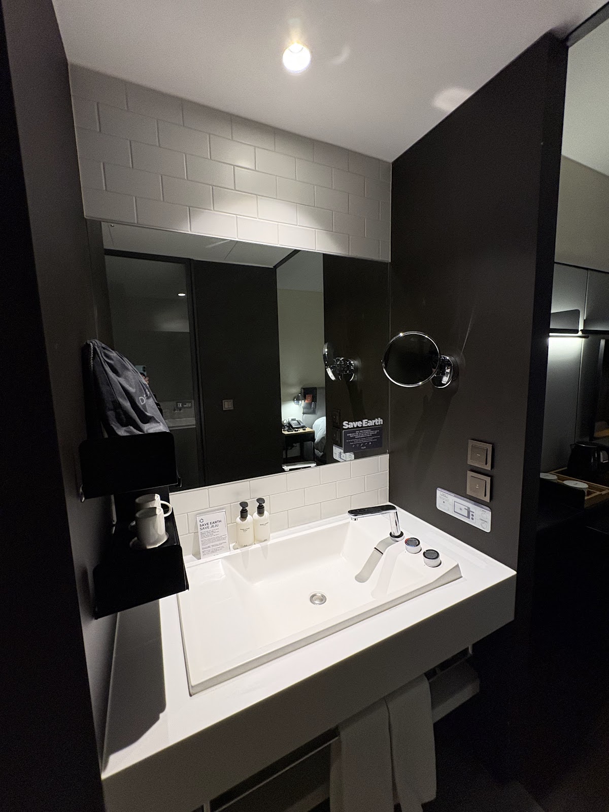 Glad Hotel Yeouido Seoul Hotels in Seoul – GayOut Guide