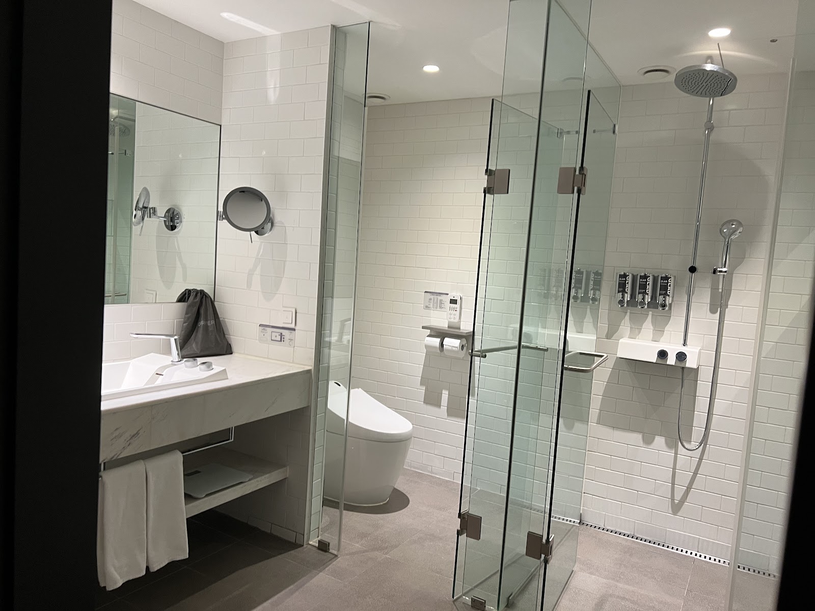 Glad Hotel Yeouido Seoul Hotels in Seoul – GayOut Guide