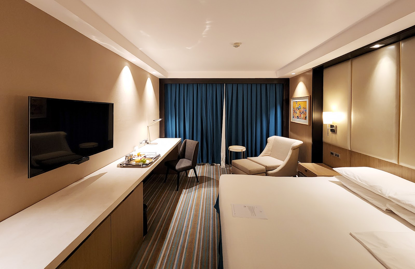 Marco Polo Plaza Cebu Hotels in Cebu City – GayOut Guide