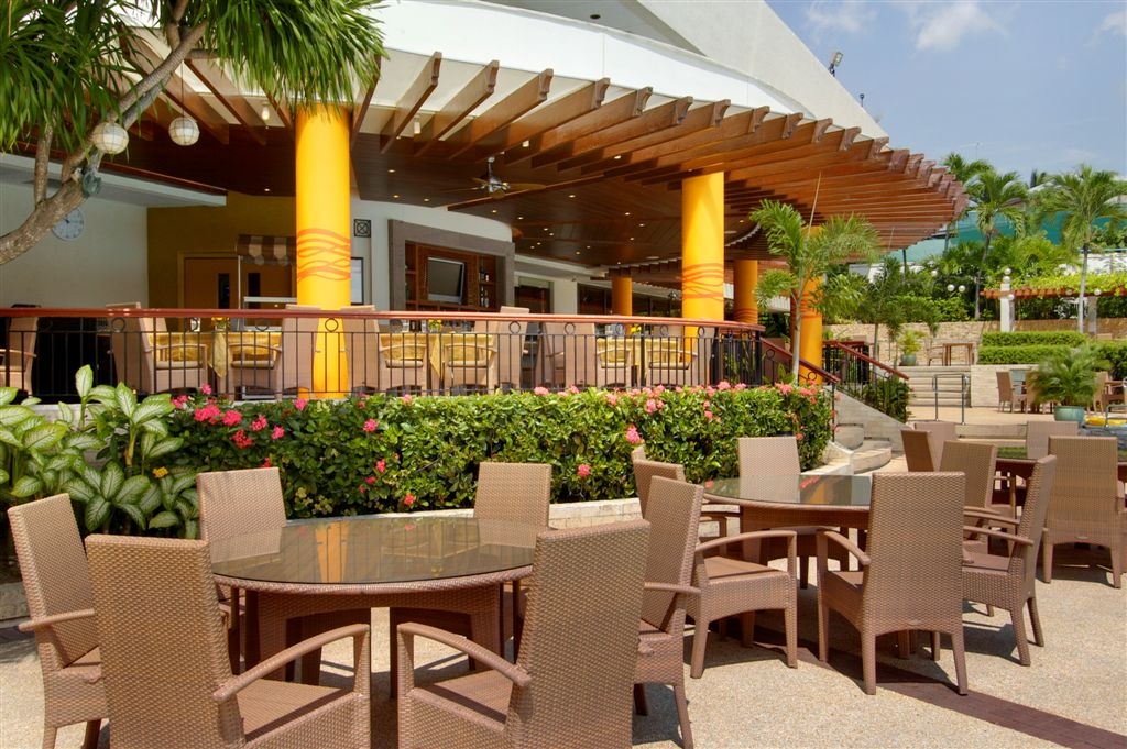 Marco Polo Plaza Cebu Hotels in Cebu City – GayOut Guide