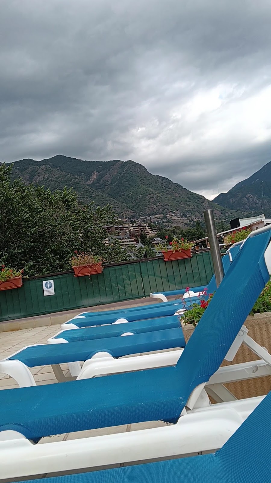 Hotel Pyr?n?es Hotels in Andorra la Vella – GayOut Guide
